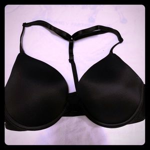 Black T back bra